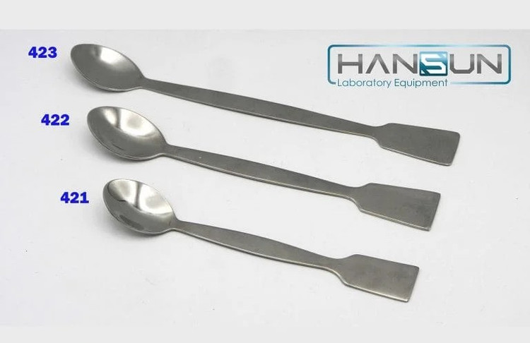 اسپاتول آزمایشگاهی قاشقی یک سر تخت هانسان مدل P-423 سایز 210 میلیمتر